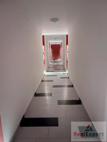 Pronájem bytu 2+kk, Praha - Dolní Měcholupy, Kardausova, 56 m2