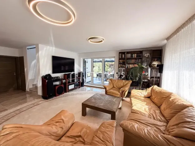 Prodej rodinného domu, Psáry, Na Lukách, 307 m2