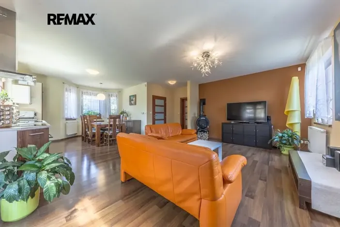 Prodej rodinného domu, Hovorčovice, Dolní, 174 m2