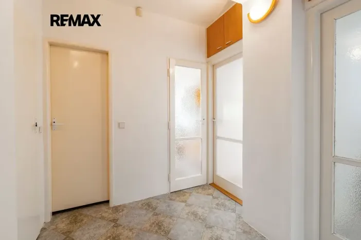 Pronájem bytu 3+kk, Praha - Dejvice, Šárecká, 76 m2