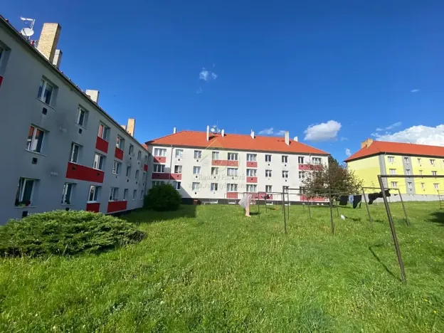 Pronájem bytu 2+1, Hrádek, 1. máje, 56 m2