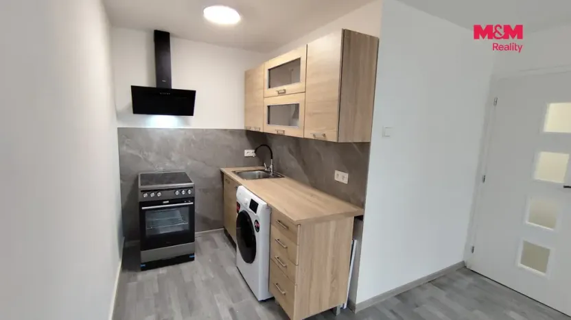 Pronájem bytu 2+kk, Most, Josefa Ševčíka, 40 m2