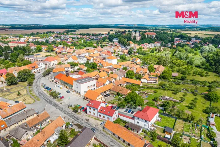 Prodej bytu 3+kk, Rožďalovice, Náměstí, 75 m2