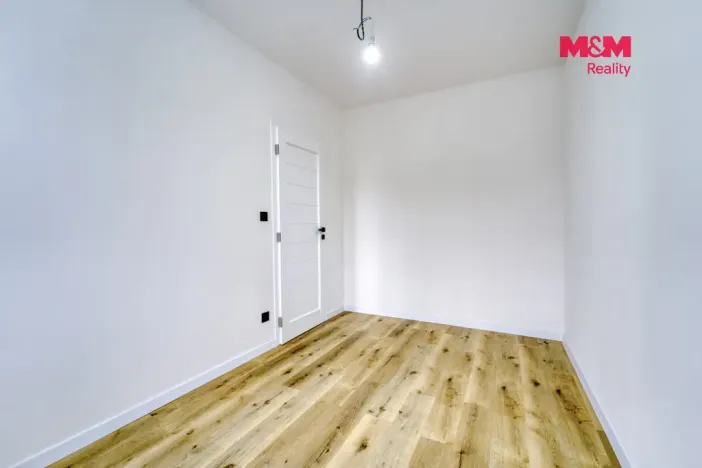 Pronájem bytu 2+kk, Tlučná, Tlučenská kolonie, 40 m2