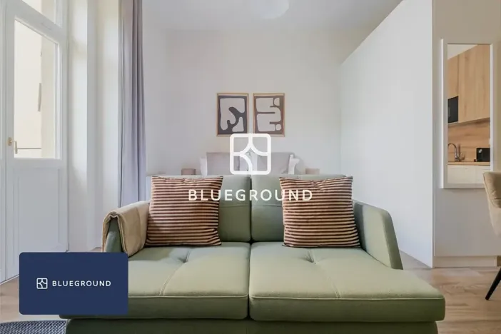 Pronájem bytu 1+kk, Praha - Bubeneč, Veletržní, 30 m2