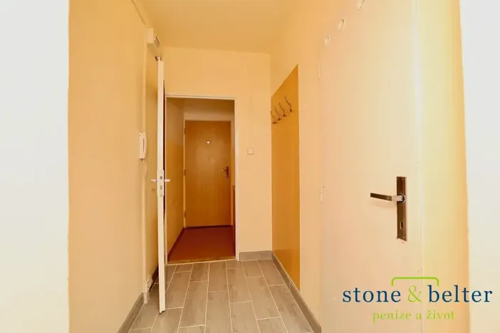 Pronájem bytu 2+kk, Praha - Kobylisy, Paláskova, 58 m2