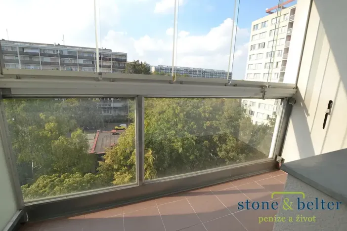 Pronájem bytu 2+kk, Praha - Kobylisy, Paláskova, 58 m2