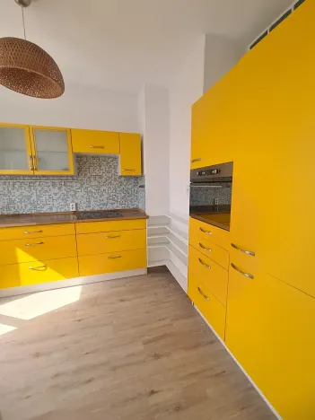 Pronájem bytu 2+1, Praha - Prosek, Okřínecká, 52 m2
