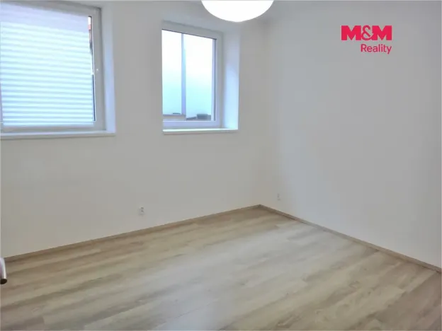 Pronájem bytu 4+kk, Kladno, Víta Nejedlého, 127 m2