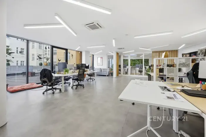 Prodej kanceláře, Praha - Smíchov, Na Zatlance, 232 m2