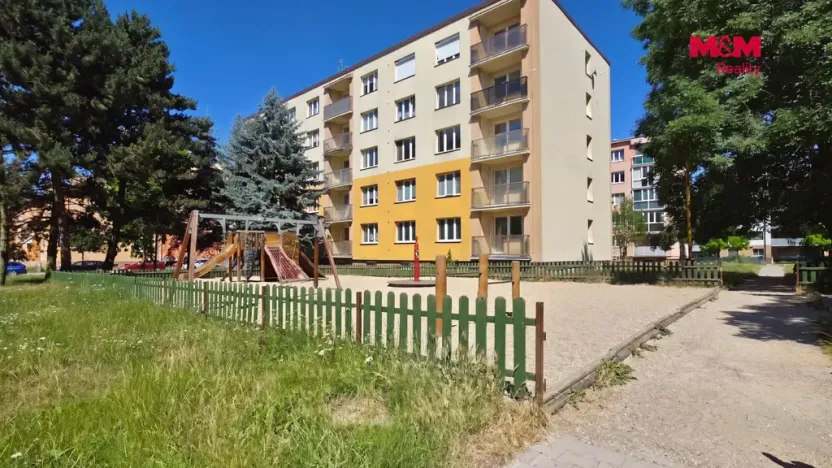 Pronájem bytu 1+1, Nové Strašecí, Křivoklátská, 38 m2