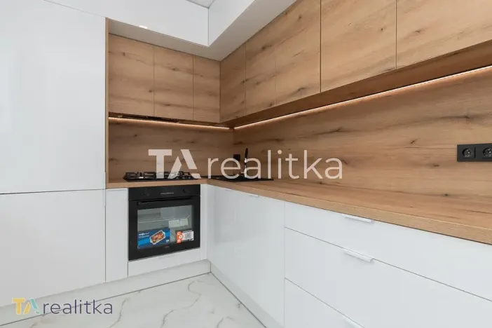 Prodej bytu 2+1, Karviná, Bratr. Veverkových, 56 m2