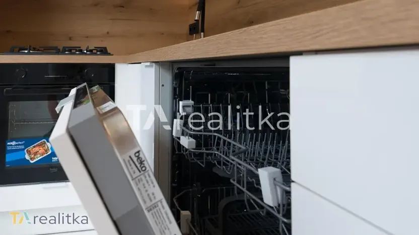Prodej bytu 2+1, Karviná, Bratr. Veverkových, 56 m2