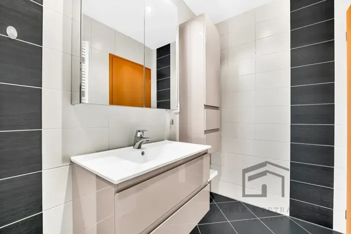 Pronájem bytu 2+kk, Praha - Záběhlice, Mattioliho, 61 m2