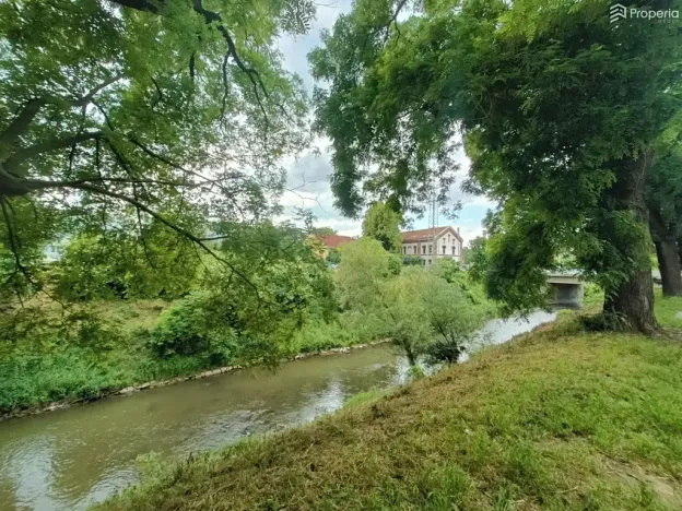 Pronájem bytu 1+kk, Brno, Zvěřinova, 13 m2