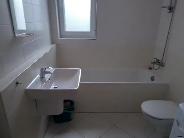 Pronájem bytu 1+kk, Praha - Stodůlky, Svitákova, 32 m2