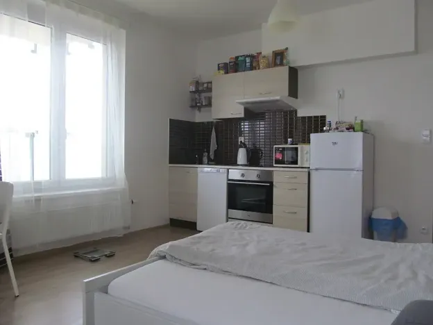 Pronájem bytu 1+kk, Praha - Stodůlky, Svitákova, 32 m2
