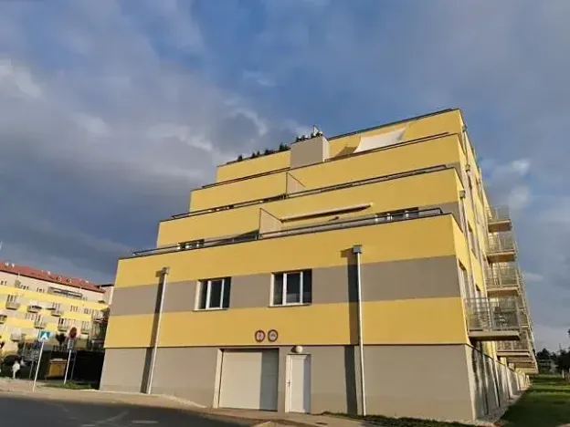 Pronájem bytu 1+kk, Kladno, Jaroslava Holečka, 35 m2