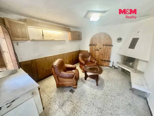 Prodej vinného sklepa, Hustopeče, Kpt. Jaroše, 80 m2