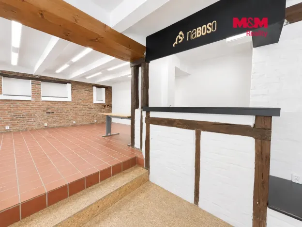 Pronájem obchodního prostoru, Zlín, třída Tomáše Bati, 88 m2