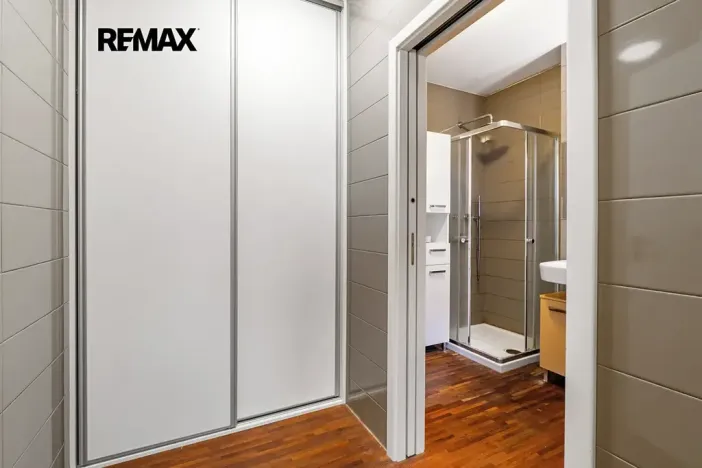 Pronájem bytu 1+kk, Praha - Dejvice, Velvarská, 44 m2