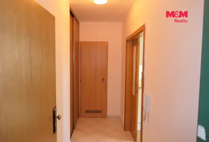 Pronájem bytu 1+kk, Praha - Libeň, Kašparovo náměstí, 28 m2