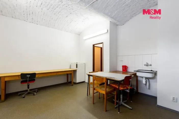 Prodej výrobních prostor, Horní Benešov - Luhy, 803 m2
