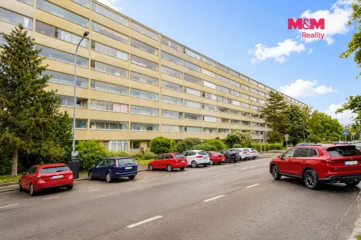Prodej bytu 3+1, Praha - Prosek, Lovosická, 66 m2