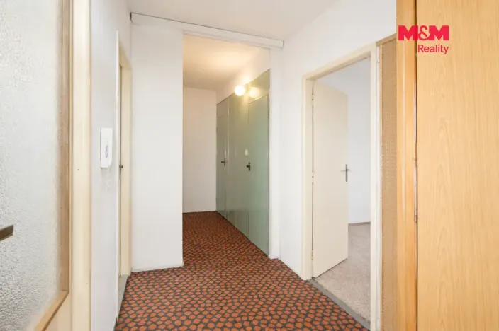 Prodej bytu 3+1, Praha - Prosek, Lovosická, 66 m2