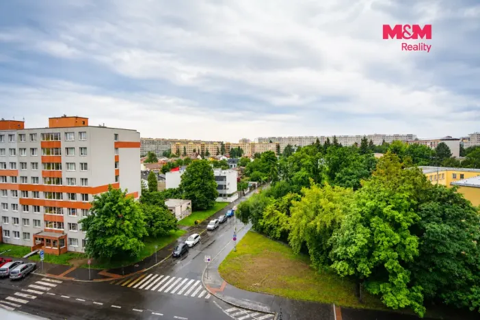 Prodej bytu 3+1, Praha - Prosek, Lovosická, 66 m2