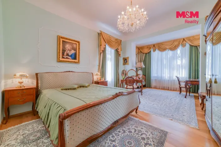 Prodej bytu 3+1, Mariánské Lázně - Úšovice, Anglická, 95 m2
