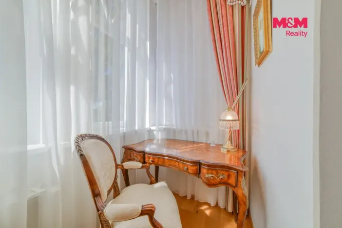 Prodej bytu 3+1, Mariánské Lázně - Úšovice, Anglická, 95 m2