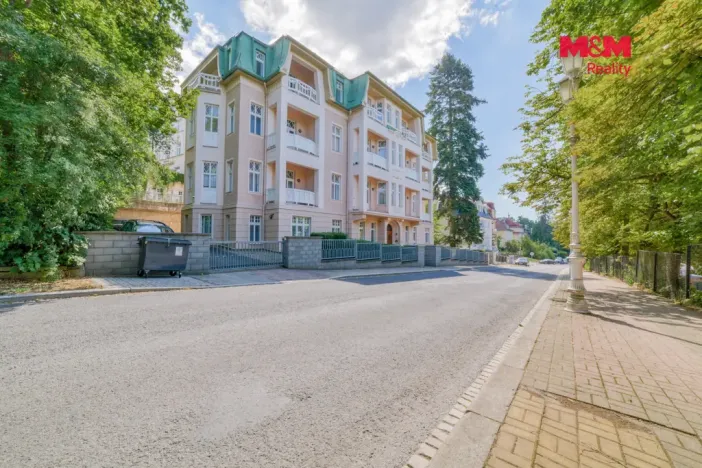 Prodej bytu 2+1, Mariánské Lázně - Úšovice, Anglická, 95 m2
