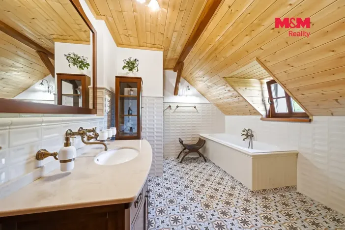 Prodej rodinného domu, Červená Voda - Mlýnický Dvůr, 223 m2