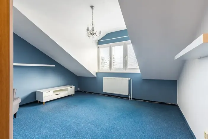 Prodej rodinného domu, Praha - Benice, Okrasná, 230 m2
