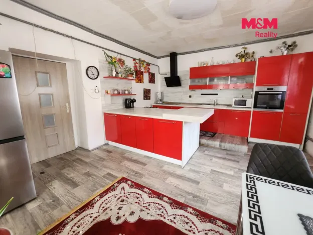 Prodej rodinného domu, Jimlín - Zeměchy, 208 m2
