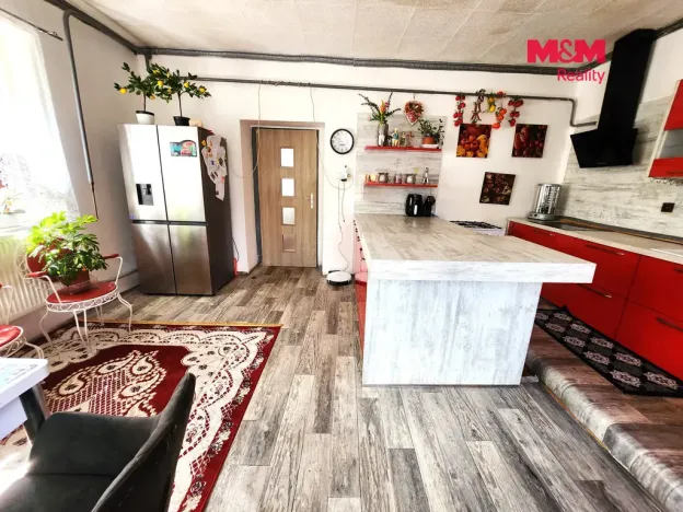 Prodej rodinného domu, Jimlín - Zeměchy, 208 m2