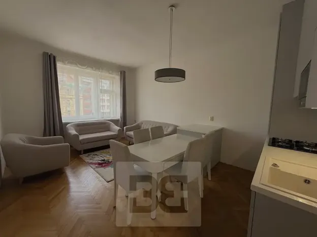 Pronájem bytu 2+kk, Praha - Nusle, Svatoslavova, 51 m2
