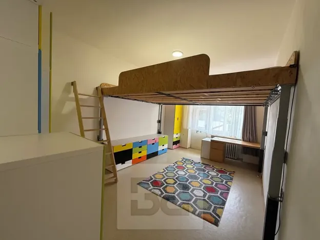 Pronájem bytu 2+kk, Praha - Nusle, Svatoslavova, 51 m2