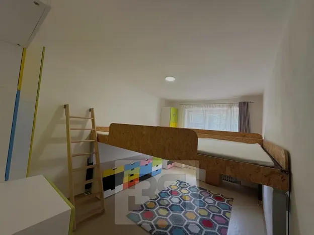 Pronájem bytu 2+kk, Praha - Nusle, Svatoslavova, 51 m2