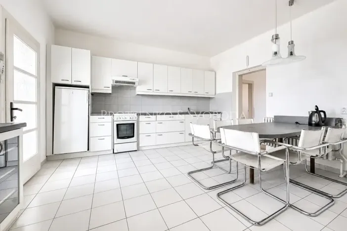 Prodej ordinace, Křižanov, Benešovo náměstí, 530 m2