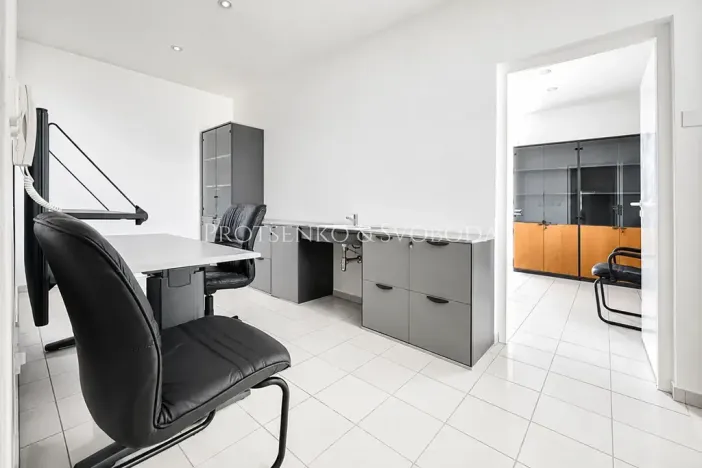 Prodej činžovního domu, Křižanov, Benešovo náměstí, 530 m2