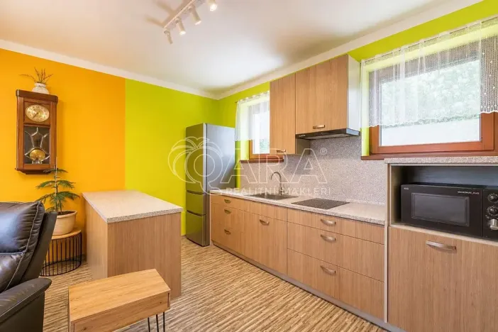Prodej rodinného domu, Dolní Břežany, U Lesa, 50 m2