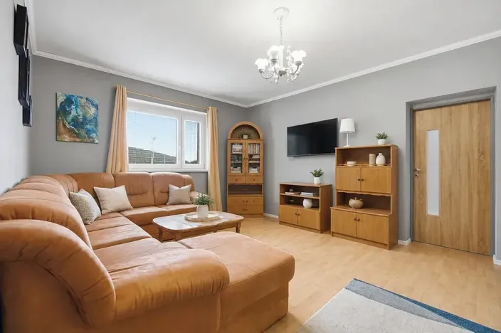 Prodej rodinného domu, Hrobčice, 219 m2