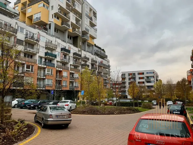 Pronájem bytu 2+kk, Praha - Vysočany, Pod Harfou, 56 m2