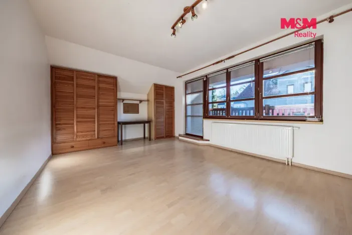 Pronájem rodinného domu, Psáry, Nad Soutokem, 220 m2
