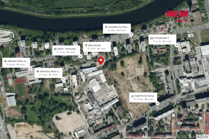 Pronájem skladu, Pardubice - Zelené Předměstí, nábřeží Závodu míru, 100 m2