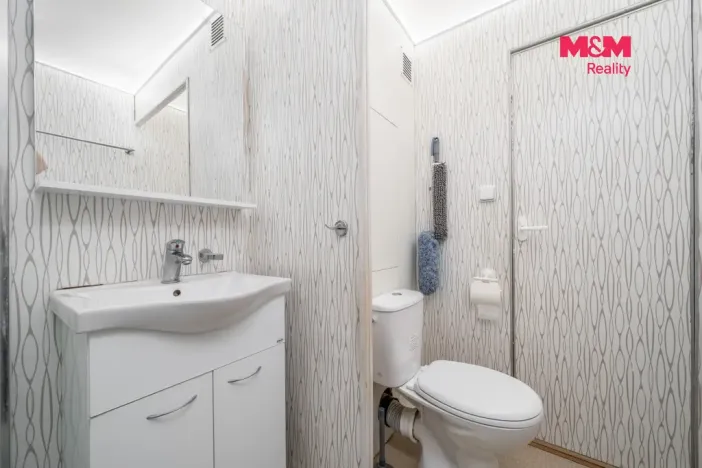 Prodej bytu 2+1, Ústí nad Labem - Neštěmice, Seifertova, 61 m2