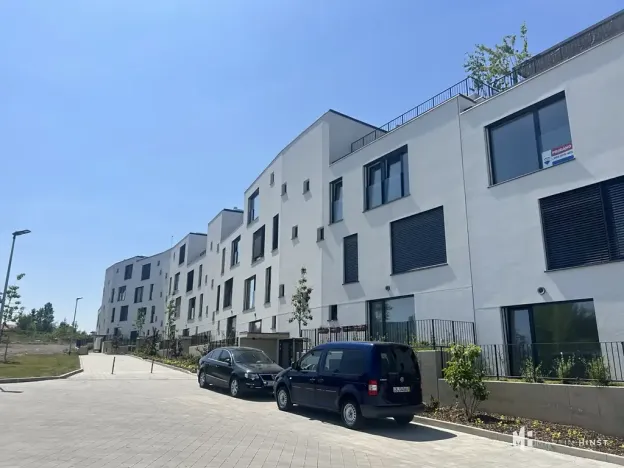 Pronájem bytu 1+kk, Praha - Hlubočepy, Dostalové, 28 m2