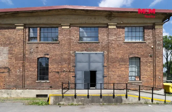 Pronájem výrobních prostor, Karviná, 1500 m2